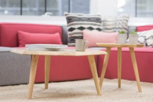millennials-minimalist-living-room